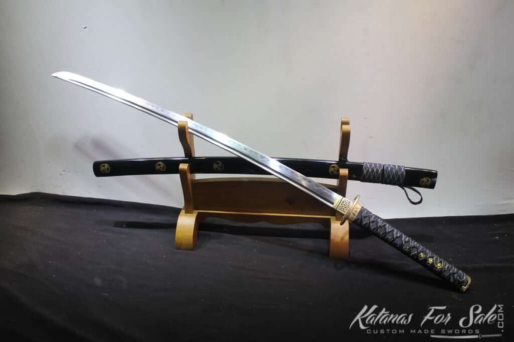 T10 Folded Clay Tempered Katana with Full Set Brass Fittings - Katanas ...