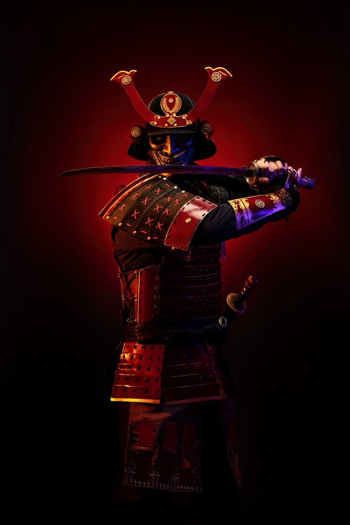 Samurai-Holding-Carbon-Steel-katana