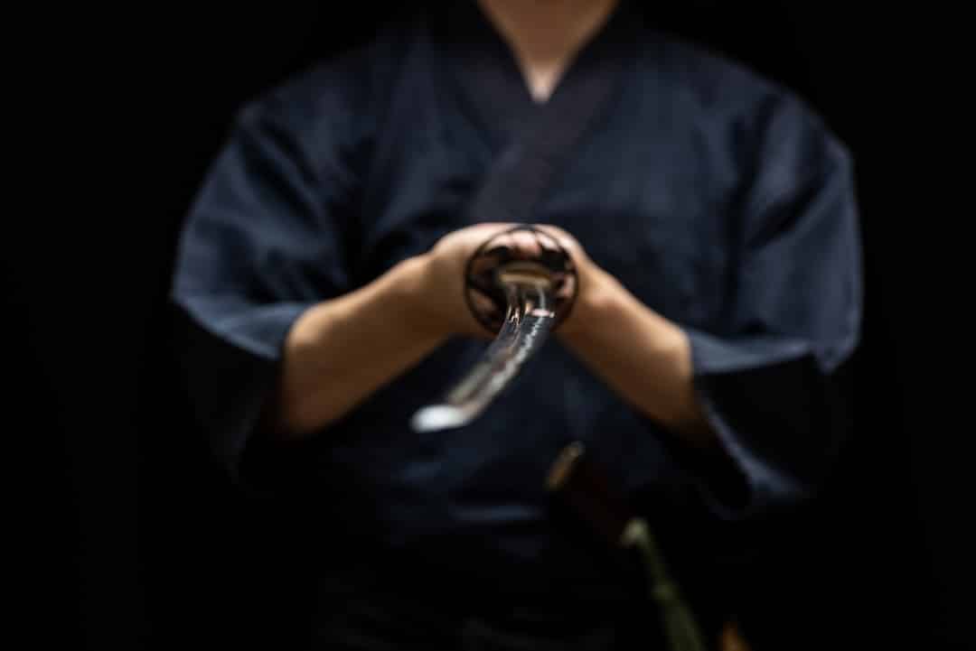 Samurai-Showing-Carbon-Steel-Katana